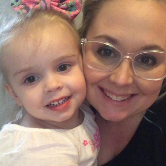 Profile Picture of Samantha Lauver (@lauver14) on Poshmark