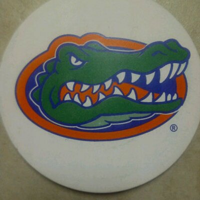 Profile Picture of Dennis Gator Menace (@DA_Gator_2000) on Twitter