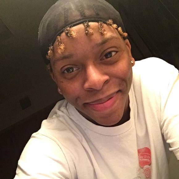 Profile Picture of Joshua Overton (@kingjaja98) on Poshmark