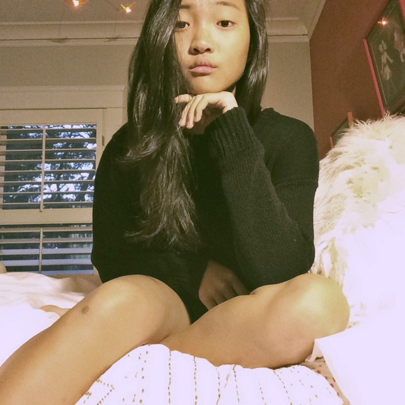 Profile Picture of Sarah Likins (@sarahalikins) on Poshmark