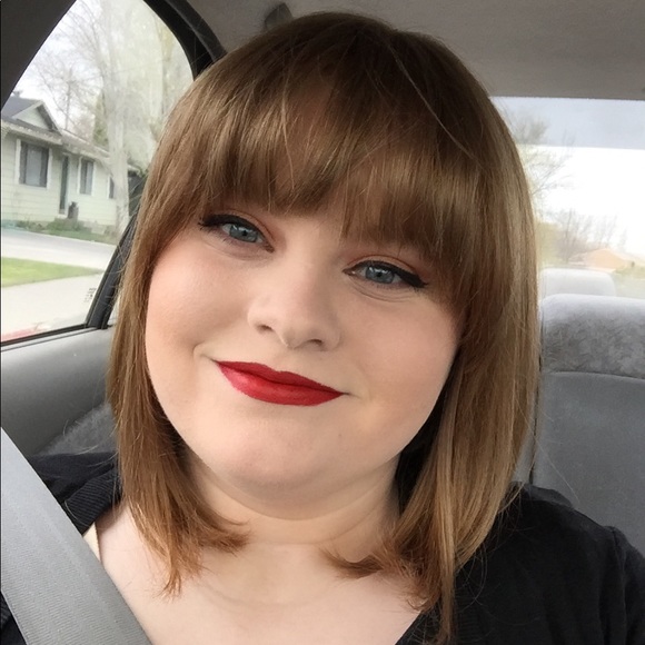 Profile Picture of Cassidy Stewart (@casstew) on Poshmark