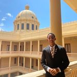 Profile Picture of Julio Alvarez (@juliio.alz) on Instagram