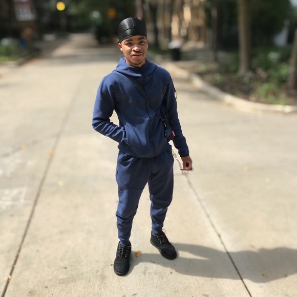 Profile Picture of Maurice Nelson (@mauricenelson25) on Poshmark