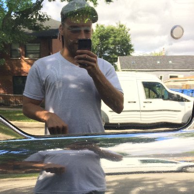 Profile Picture of 10 Minutes Late (@StephenHurry) on Twitter