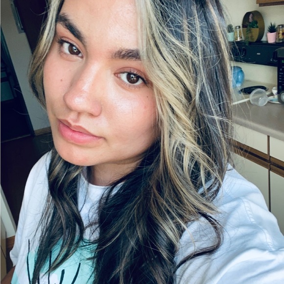 Alanna Hannan - Poshmark Profile Picture of Alanna Hannan (@mhalanna01) on Poshmark