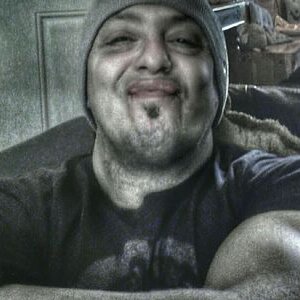 Profile Picture of DeReK BaRtLeY (@MuNkEeB0Y) on Twitter