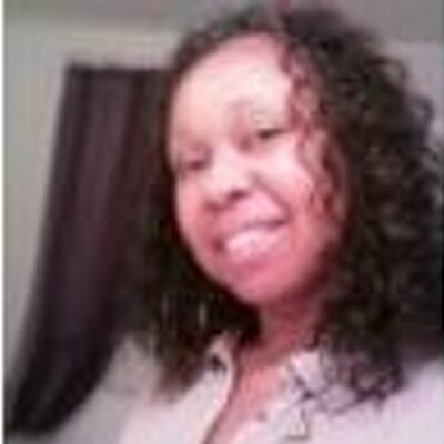 Profile Picture of Lisa Woolfolk (@the_amazingLAW) on Twitter
