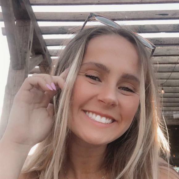 Profile Picture of Kassidy Mcsperrin (@kassidyjane) on Poshmark