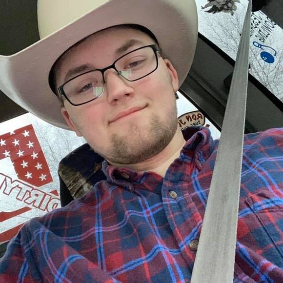Profile Picture of Seth Ellis (@seth_ellis) on Poshmark