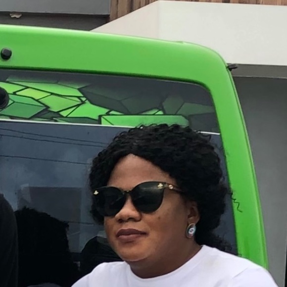 Profile Picture of Tamica Grant (@tamicagrant31) on Poshmark