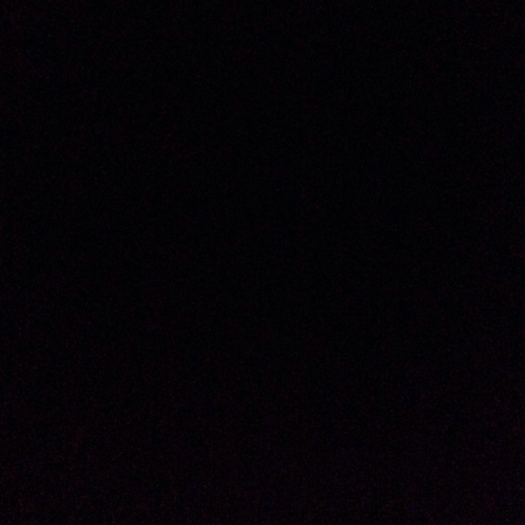 Profile Picture of Ana Dingens (@adingens) on Poshmark