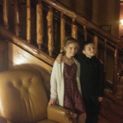 Profile Picture of Lori Andresen (@LoriAndresen1) on Twitter