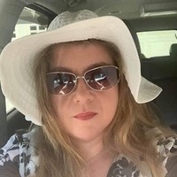 Profile Picture of Lisa Bogart -stone  (@lisa-bogart-stone) on Quora