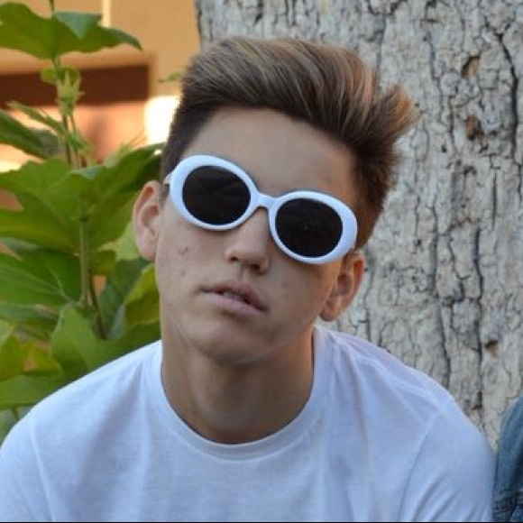 Profile Picture of Jared Dyer (@dyerjared) on Poshmark