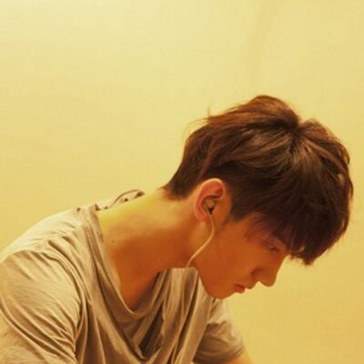Profile Picture of Sim Chang Min (@MAX_0218__) on Twitter