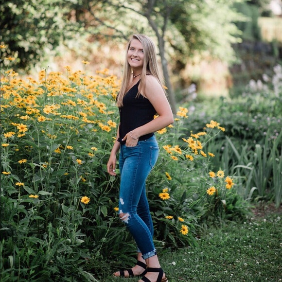 Profile Picture of Kendell Gunnip (@kkgunnip) on Poshmark