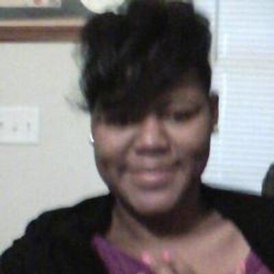 Profile Picture of Dee Randall (@deed2013) on Twitter