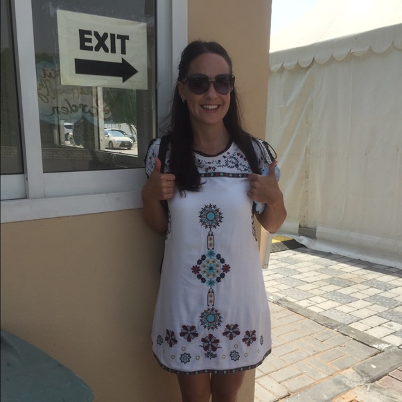 Profile Picture of Christie Glennon (@cpinnick) on Poshmark