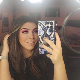 Profile Picture of Bella Cordova (@bellacordova) on Pinterest