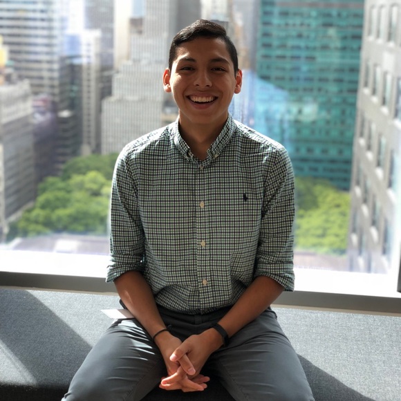 Carlos Navarrete - Poshmark Profile Picture of Carlos Navarrete (@cnav178) on Poshmark