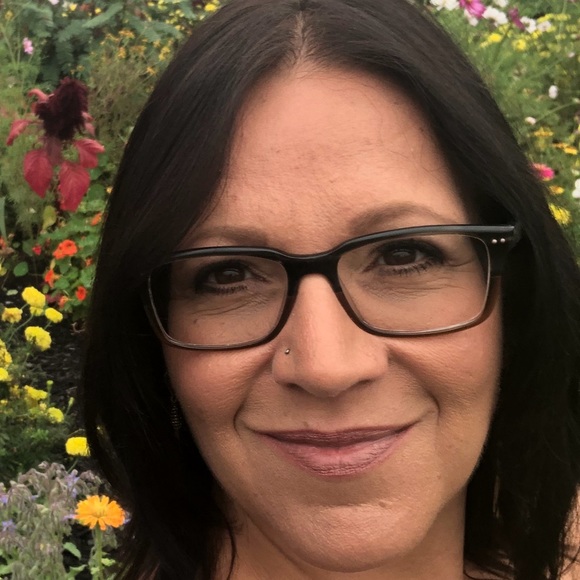 Profile Picture of Denise Dobmeier (@dmimaskids) on Poshmark