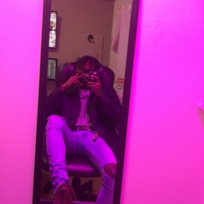 Profile Picture of Sinclair (@ChrisLeTwig) on Twitter