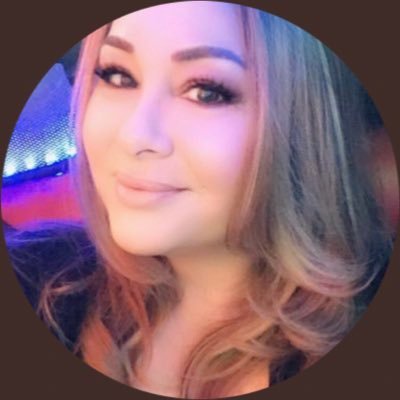 Profile Picture of Kelly B 🌹 (@KellyAlfaroBeck) on Twitter