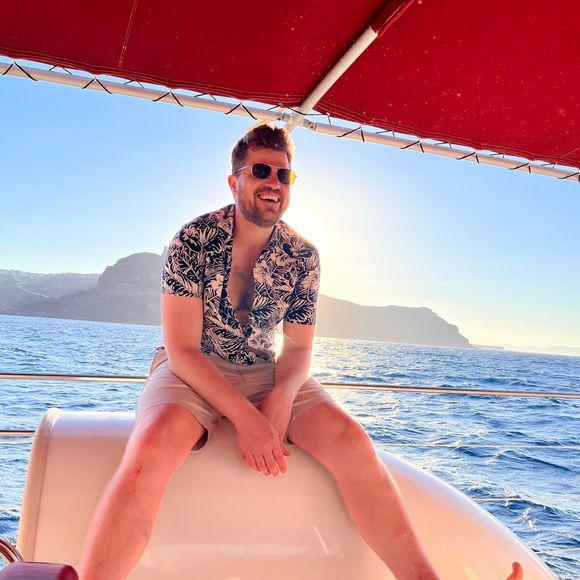 Profile Picture of Adam Szarzynski (@adamszarzynski) on Poshmark