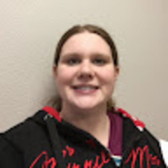 Profile Picture of Sylvia Mcfarland (@slmcfarland03) on Poshmark