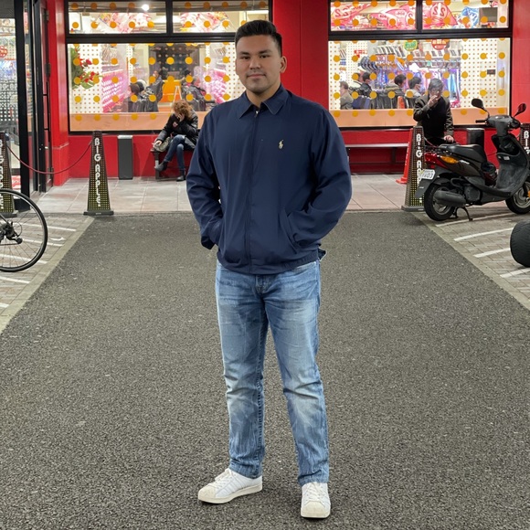 Profile Picture of David Puente (@puentebaez) on Poshmark