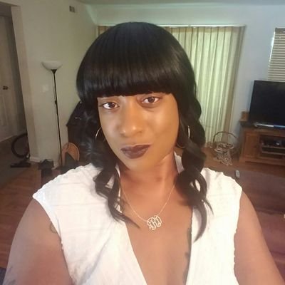 Profile Picture of Robin Thornton (@mitchell_robin) on Twitter