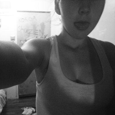 Profile Picture of Meaghan Thomas (@da_penguinmeg3) on Twitter