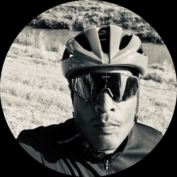 Profile Picture of Derrick Tillman (@dtillmanstuff) on Poshmark