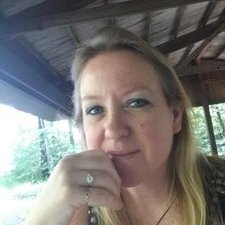 Profile Picture of Deb Graham (@Debgraham68) on Twitter