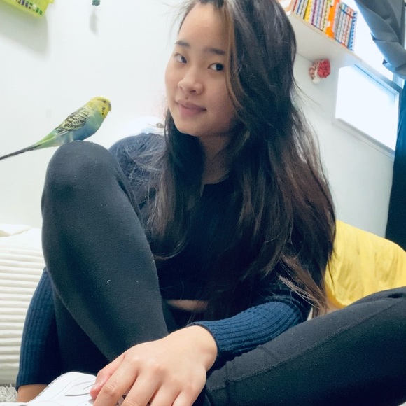 Profile Picture of Sharon Zhao (@sharonzhao601) on Poshmark