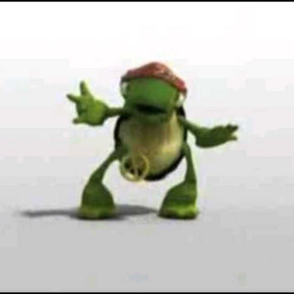 Profile Picture of Sam Wall (@swall300) on Poshmark