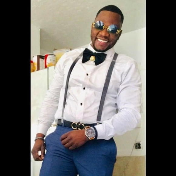 Profile Picture of T polite Bee (@rolandpl5) on Poshmark