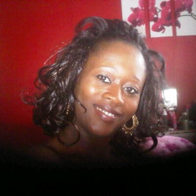 Profile Picture of Zahra Jay (@zahra_jay) on Twitter