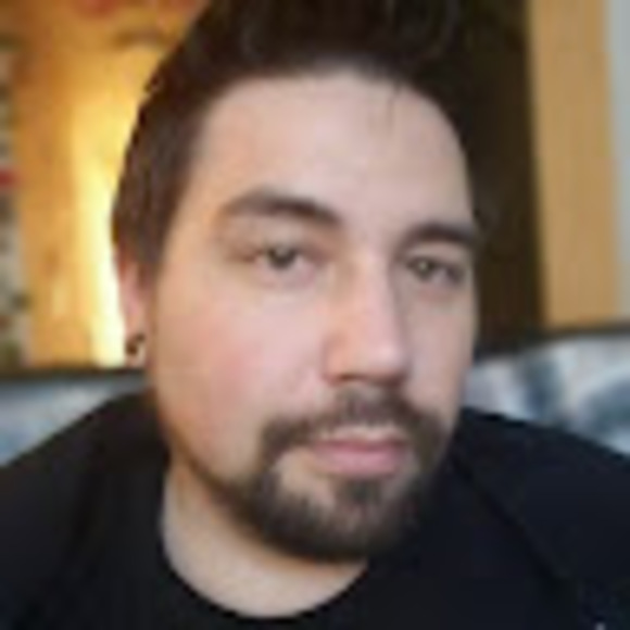 Profile Picture of Tyler Root (@fryler_spud) on Poshmark