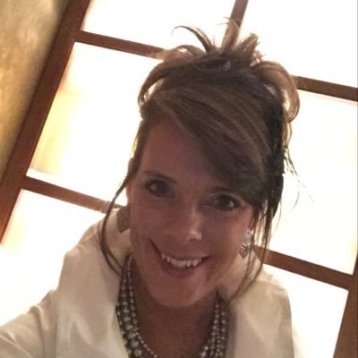 Profile Picture of Stacey Sinclair (@StaceyS49449277) on Twitter