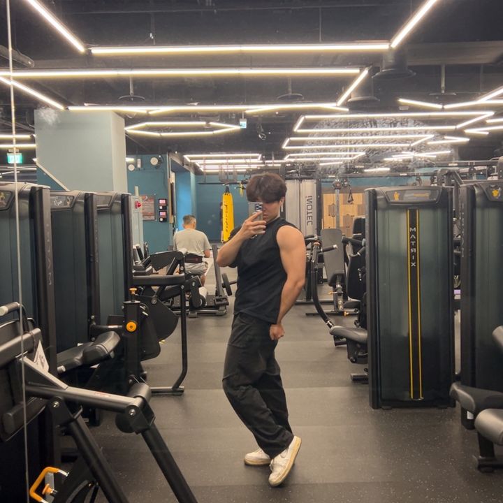 Profile Picture of Steven Sung (@slsung_) on Tiktok