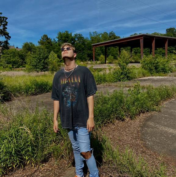 Profile Picture of Chase Wallace (@austincwallace) on Poshmark
