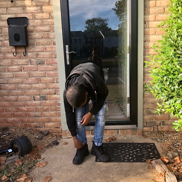 Profile Picture of Mike Goode (@mikeysotril) on Poshmark
