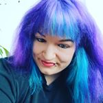Profile Picture of Michèle Linzel (@bookish_wolfheart) on Instagram