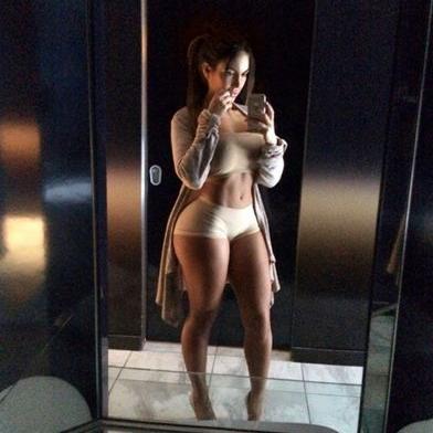 Profile Picture of Aylen Alvarez (@AylenAIvarez) on Twitter