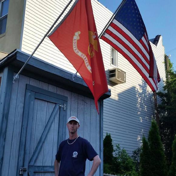 Profile Picture of Ed Benzinger (@benzo0318) on Poshmark