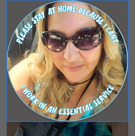 Profile Picture of Vivian Alemar (@valemar) on Poshmark