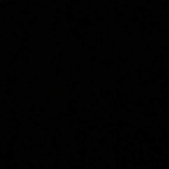 Profile Picture of Hallie Cottey (@hcottet) on Poshmark