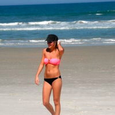 Profile Picture of Vicky Craig (@VickyCraig16) on Twitter