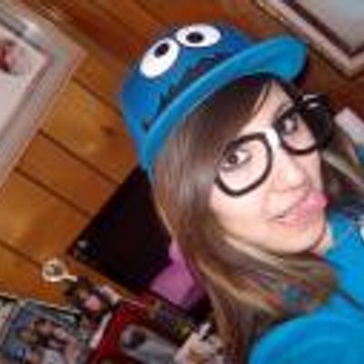 Profile Picture of DeNiSe GaOnA (@k00kiemunzter) on Twitter